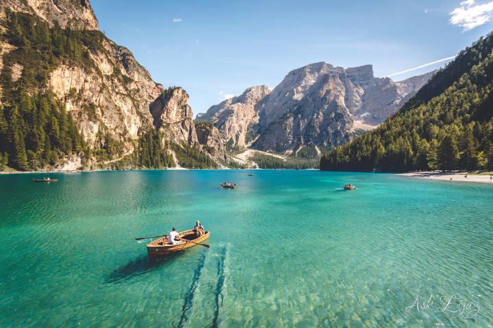 Boathouse blues, Lago di Braies